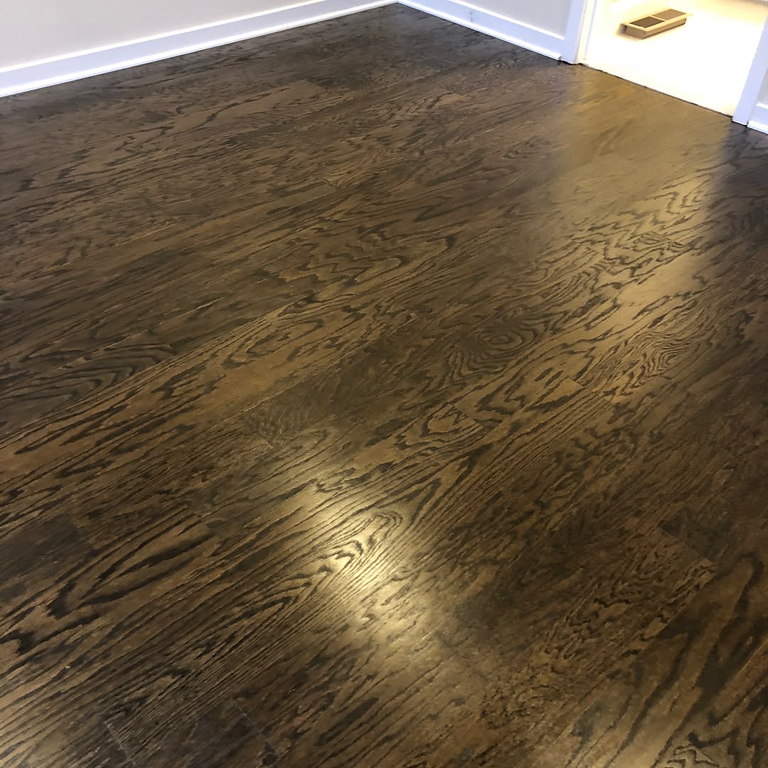 Comparing the Lifespan: How Long Do Hardwood vs. LVP Floors Last in Maryland?