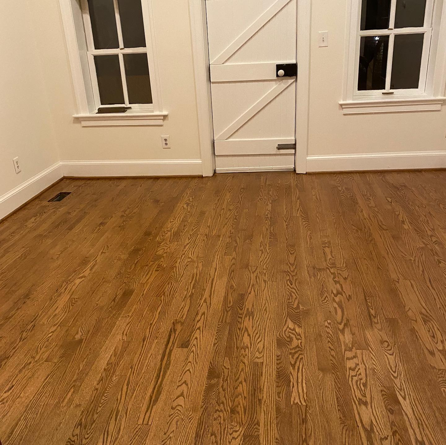 Carpet vs. Hardwood: Which Is Best for Columbia, MD Homes?