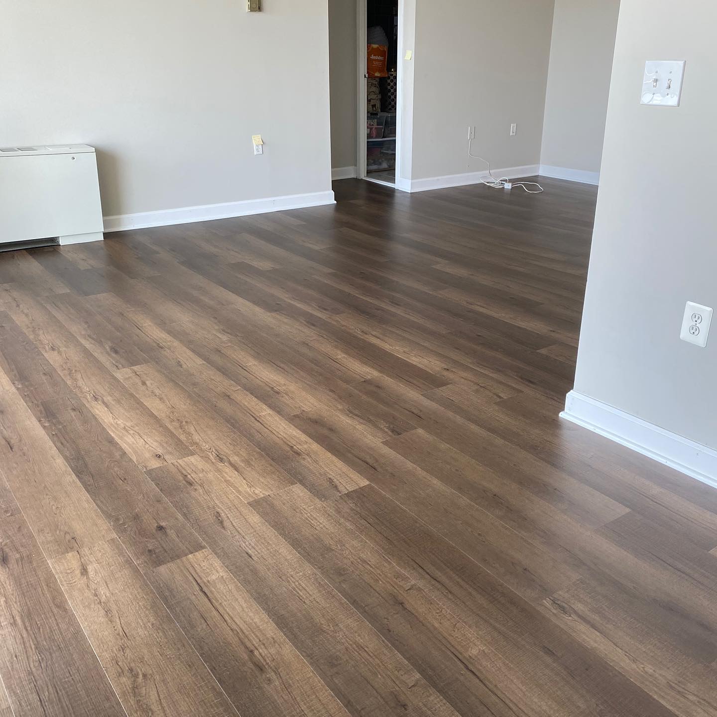 Carpet vs. Luxury Vinyl Plank for Bedrooms: A Complete Guide